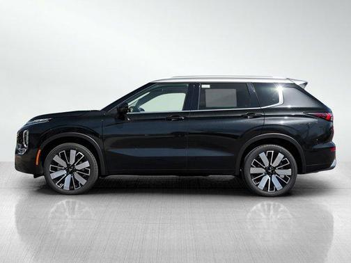 2025 Mitsubishi Outlander SEL