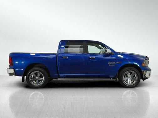 2017 RAM 1500 SLT