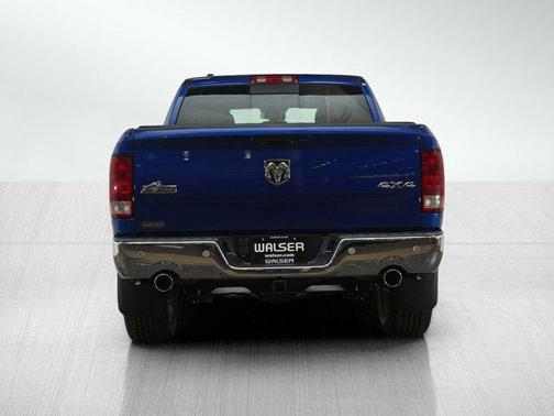 2017 RAM 1500 SLT