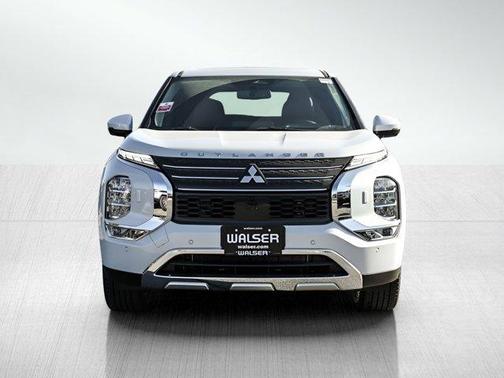 2025 Mitsubishi Outlander PHEV SE