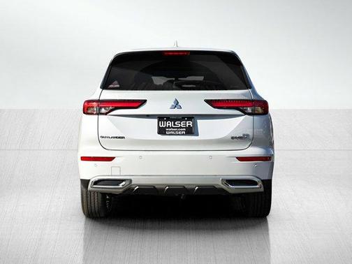 2025 Mitsubishi Outlander PHEV SE