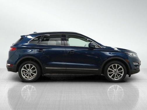 2017 Lincoln MKC Select