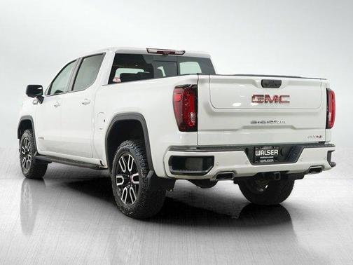Summit White 2023 GMC Sierra 1500 AT4