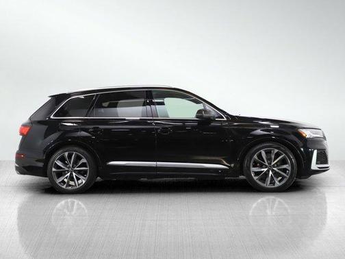 2022 Audi SQ7 4.0T Premium Plus