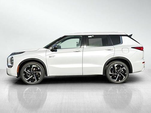 2025 Mitsubishi Outlander PHEV SEL