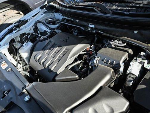 2026 Mitsubishi Eclipse Cross LE