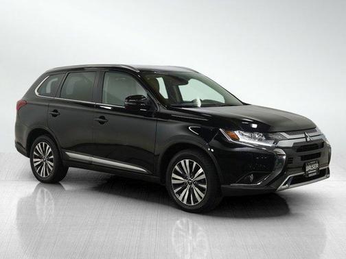 2020 Mitsubishi Outlander SE