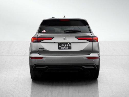 2026 Mitsubishi Outlander ES