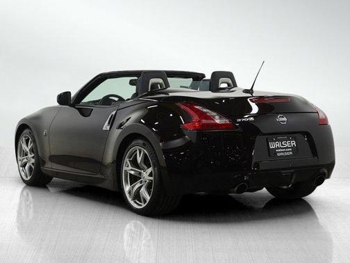 2010 Nissan 370Z Touring