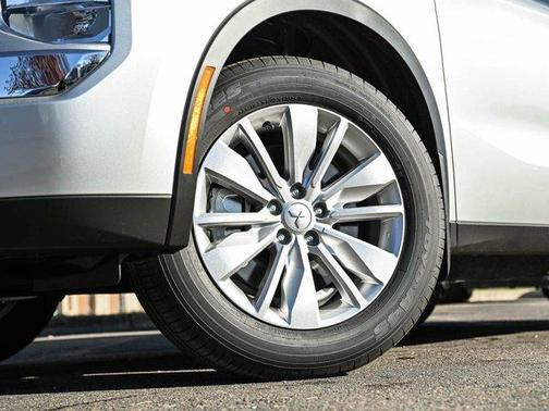 2025 Mitsubishi Outlander ES