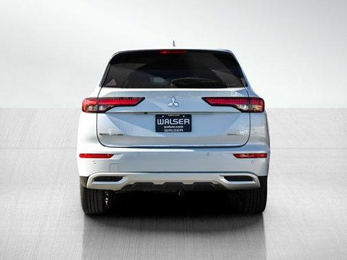 2025 Mitsubishi Outlander PHEV SE