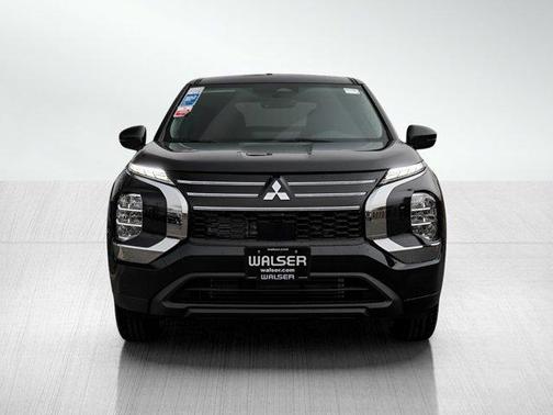 Black Diamond 2026 Mitsubishi Outlander ES