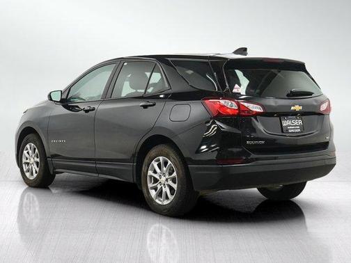 Mosaic Black Metallic 2021 Chevrolet Equinox LS