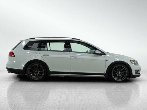 2017 Volkswagen Golf Alltrack TSI SEL