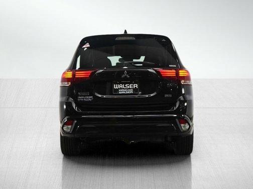 2022 Mitsubishi Outlander PHEV LE