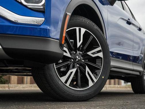2025 Mitsubishi Eclipse Cross SE