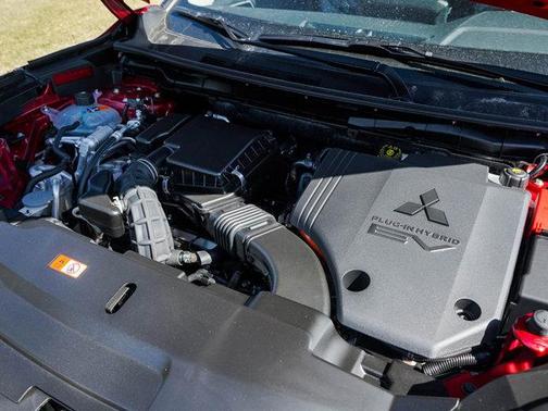 2025 Mitsubishi Outlander SEL
