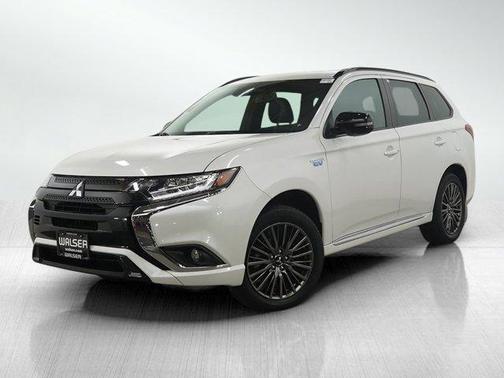 2022 Mitsubishi Outlander PHEV LE