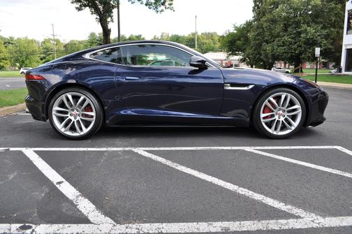 2015 Jaguar F-TYPE R