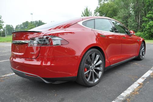 2015 Tesla Model S P85D