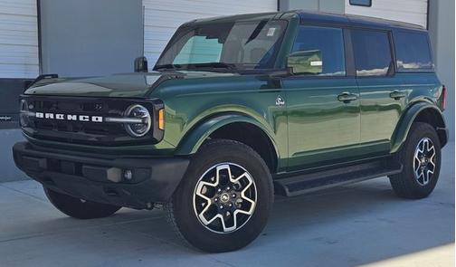 ERUPTION GREEN METALLIC 2025 Ford Bronco OUTER BANKS