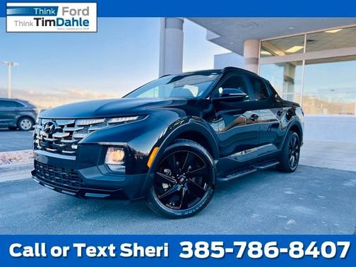 Phantom Black 2023 Hyundai SANTA CRUZ 2.5T NIGHT