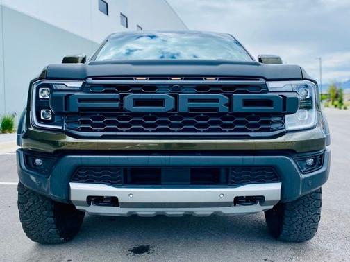 SHELTER GREEN METALLIC 2025 Ford Ranger RAPTOR