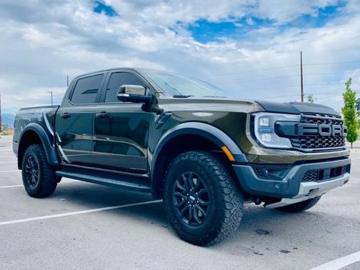 SHELTER GREEN METALLIC 2025 Ford Ranger RAPTOR