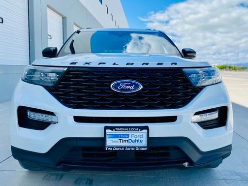 STAR WHITE MET TRI-COAT 2024 Ford Explorer ST-LINE