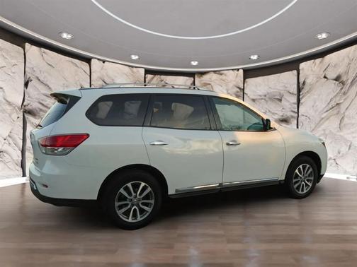 2013 Nissan Pathfinder SL