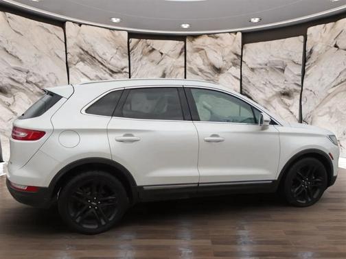 2015 Lincoln MKC Base