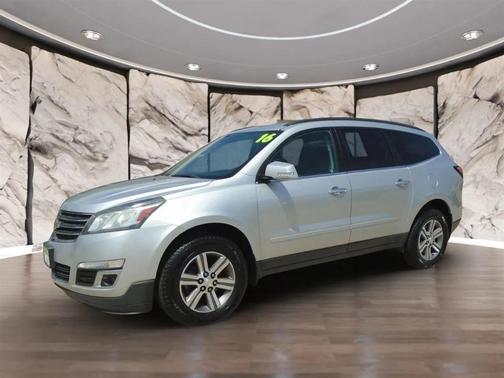 Silver 2016 Chevrolet Traverse 2LT