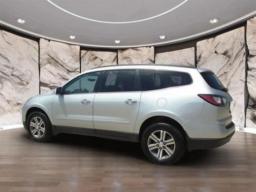 Silver 2016 Chevrolet Traverse 2LT