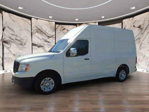 2014 Nissan NV Cargo NV2500 HD SV V6/SV V8
