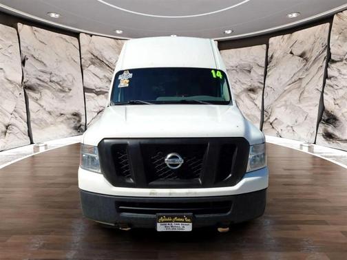 2014 Nissan NV Cargo NV2500 HD SV V6/SV V8