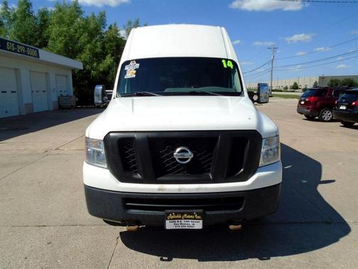 2014 Nissan NV Cargo NV2500 HD SV V6/SV V8