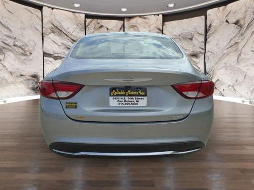 Silver 2016 Chrysler 200 Limited