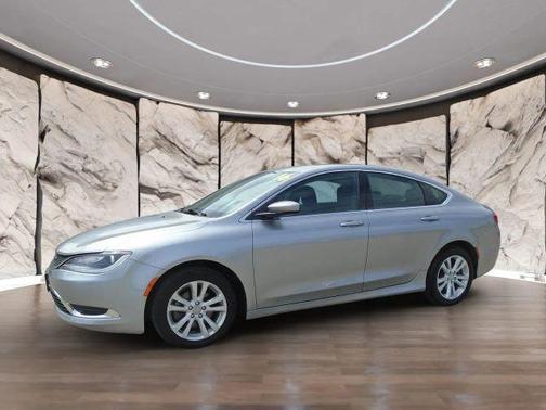 Silver 2016 Chrysler 200 Limited
