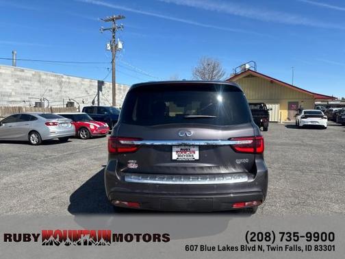 2024 INFINITI QX80 Luxe