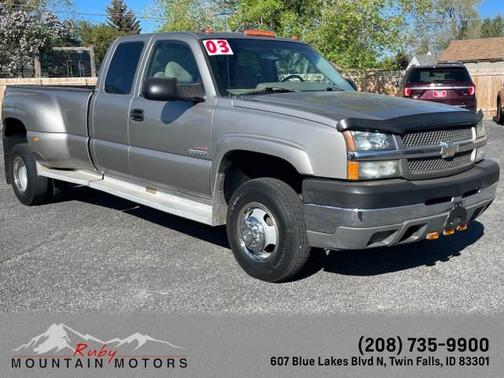 Photo 1 of 32 of 2003 Chevrolet Silverado 3500 LS Extended Cab