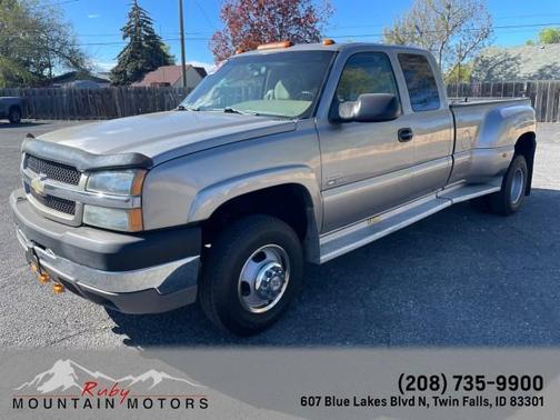Photo 3 of 32 of 2003 Chevrolet Silverado 3500 LS Extended Cab