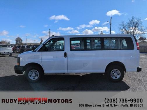 2016 Chevrolet Express 2500 Work Van