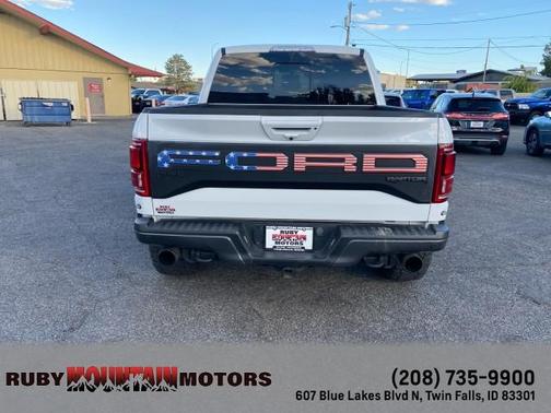 2020 Ford F-150 Raptor