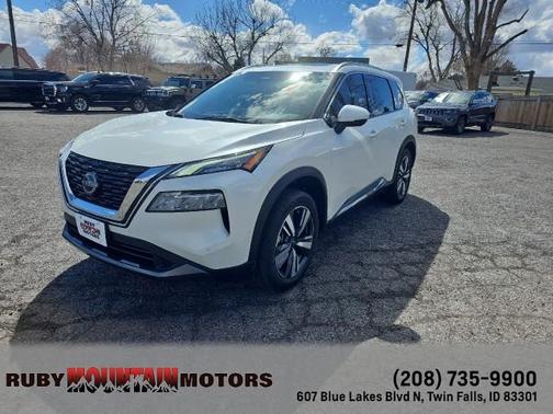 2023 Nissan Rogue SL