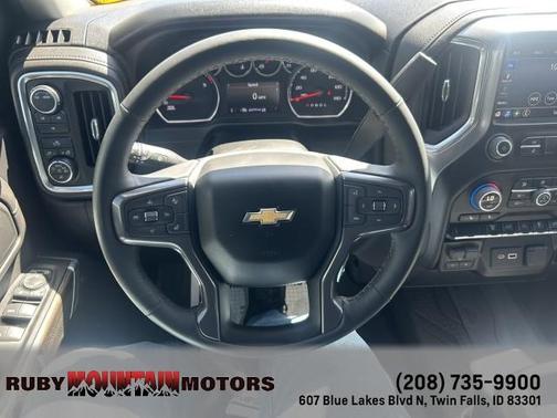 Summit White 2022 Chevrolet Silverado 2500 LT
