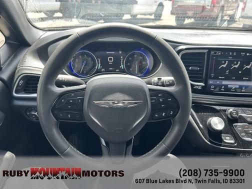 2023 Chrysler Pacifica Touring