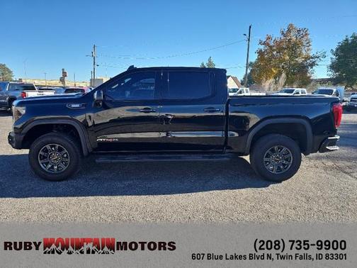 2024 GMC Sierra 1500 AT4X