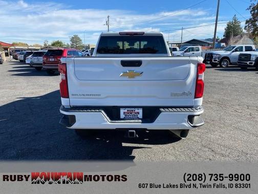 2024 Chevrolet Silverado 3500 High Country