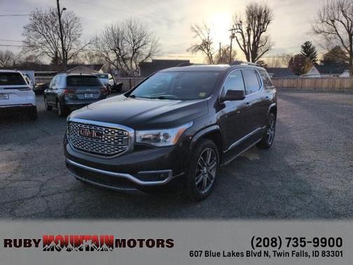 2017 GMC Acadia Denali