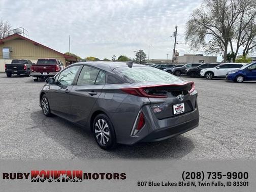 2022 Toyota Prius Prime LE